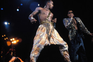 20091113_mchammer_560x375