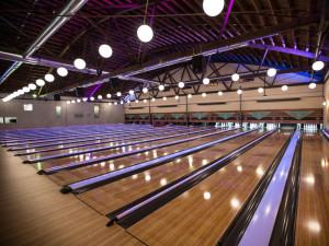The main bowling area at South Bowl on Front Street and Oregon Avenue in South Philadelphia on February 24, 2015. (Colin Kerrigan / Philly.com)